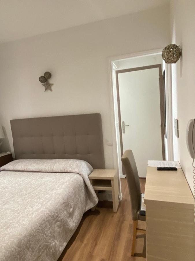 Hotel Lutetia Канни Екстер'єр фото
