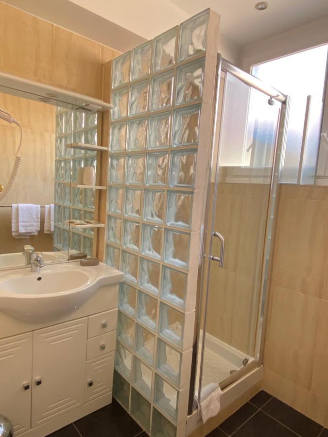 Hotel Lutetia Канни Екстер'єр фото